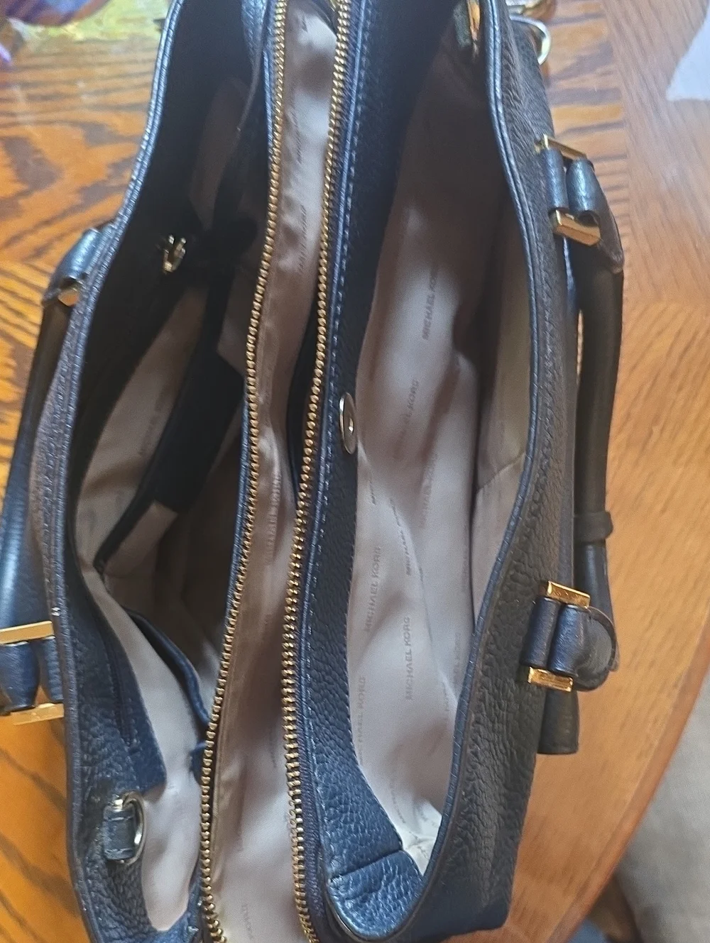 Micharl Kors Heavy Duty Leather Satchel